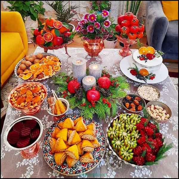 تزیین سفره شب یلدا لاکچری و جذاب و ساده با ایده های خلاقانه