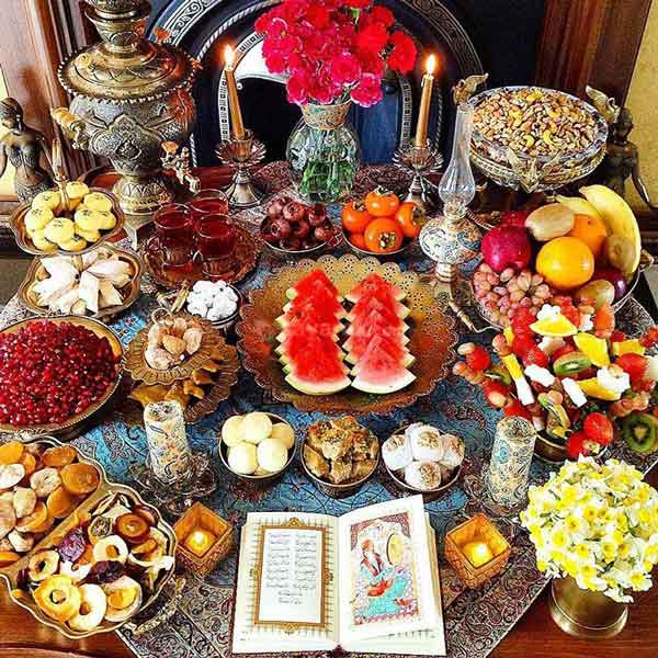 تزیین یلدایی عروس و داماد با ایده های خلاق و ساده و جذاب