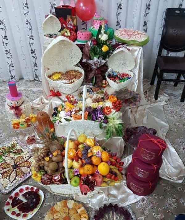 تزیین یلدایی عروس و داماد با ایده های خلاق و ساده و جذاب