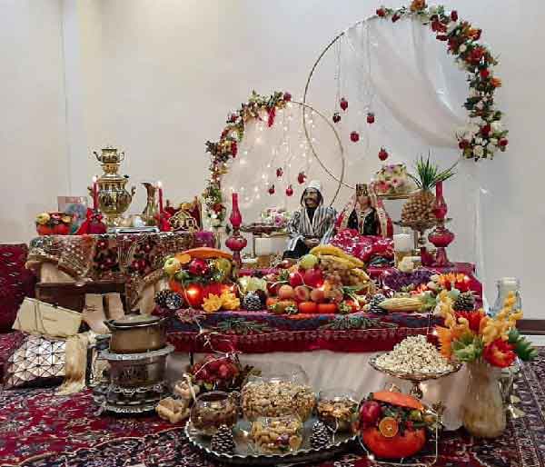 تزیین یلدایی عروس و داماد با ایده های خلاق و ساده و جذاب