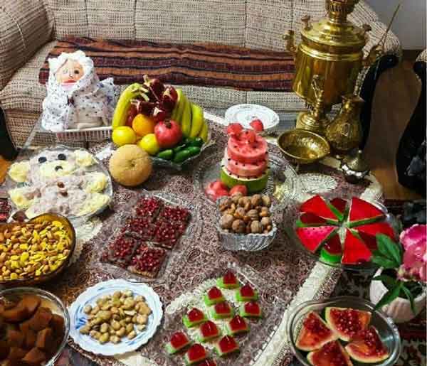تزیین یلدایی عروس و داماد با ایده های خلاق و ساده و جذاب