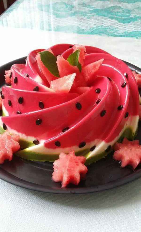 تزیین ژله شب یلدا به شکل هندوانه با ایده های ساده و جذاب