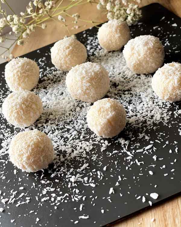 طرز تهیه مارشمالو نارگیلی ترافل خرما طرز تهیه لوز بادام حاج خلیفه ترافل خرما با ارده طرز تهیه ترافل خرما رژیمی طرز تهیه کیک یزدی مجلسی طرز تهیه ویفر فیلم تهیه لوز بادام