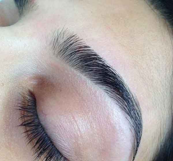 مدل ابرو دخترانه برای صورت کشیده ساده و پهن جدید و شیک سال