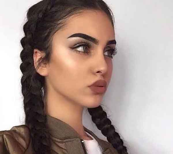 آرایش زنانه ساده لایت و ملایم شیک و جذاب عروسی و مهمانی