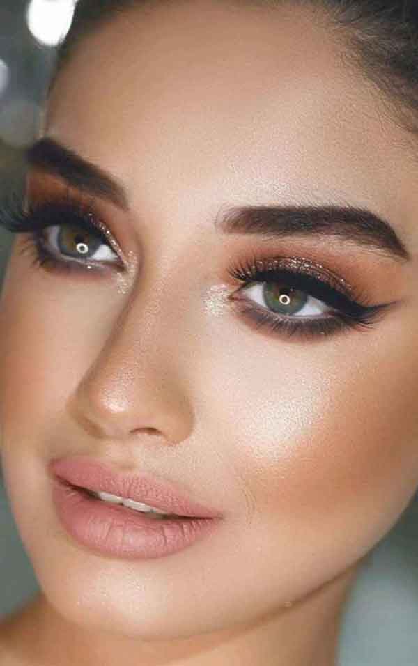 آرایش زنانه ساده لایت و ملایم شیک و جذاب عروسی و مهمانی