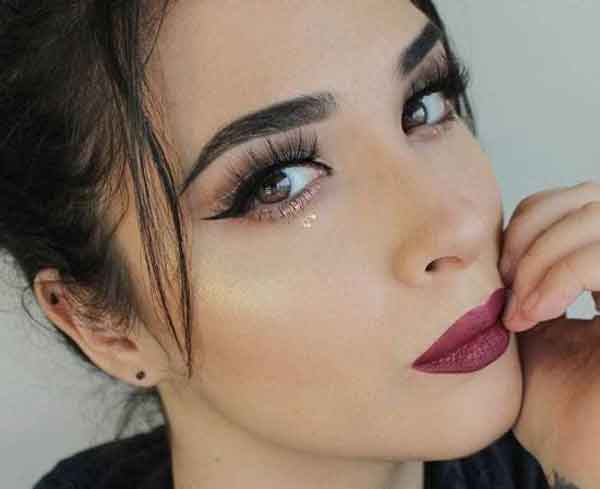 آرایش زنانه ساده لایت و ملایم شیک و جذاب عروسی و مهمانی