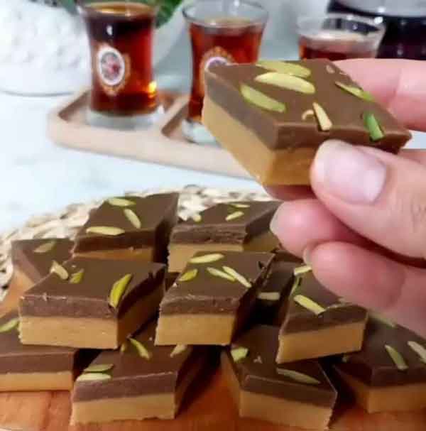 طرز تهیه حلوا نخودچی با پودر قند طرز حلوای نخودچی مجلسی حلوای آرد نخودچی ساده طرز تهیه حلوا نخودچی مازندرانی طرز تهیه حلوا با آرد نخودچی و گندم طرز تهیه حلوا نخودچی قالبی حلوا نخودچی با روغن مایع طرز تهیه حلوا نخودچی دو رنگ