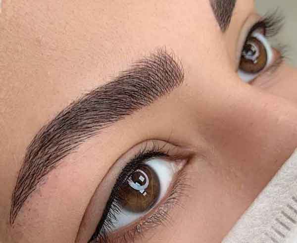 مدل ابرو دخترانه فیبروز نچرال و طبیعی برای ابروهای کم پشت شیک