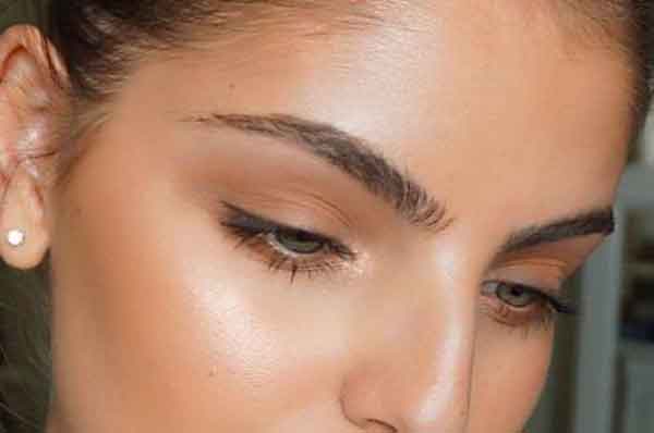 مدل ابرو دخترانه پهن ساده و شیک اسپرت با نکات مهم و کاربردی