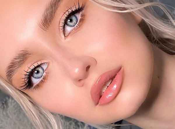مدل آرایش زنانه ۱۴۰۲ ملایم و لایت شیک و خاص جدید و مدرن