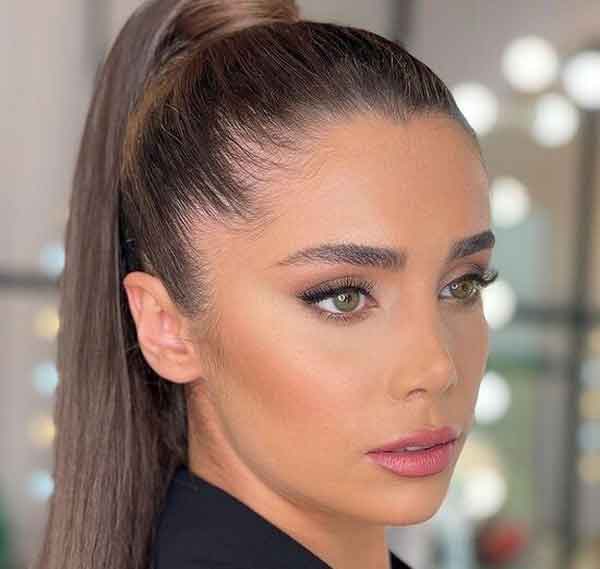 مدل آرایش زنانه ۱۴۰۲ ملایم و لایت شیک و خاص جدید و مدرن