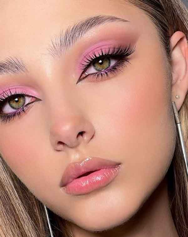 مدل آرایش زنانه ۱۴۰۲ ملایم و لایت شیک و خاص جدید و مدرن