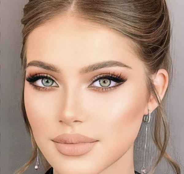 مدل آرایش زنانه ۱۴۰۲ ملایم و لایت شیک و خاص جدید و مدرن