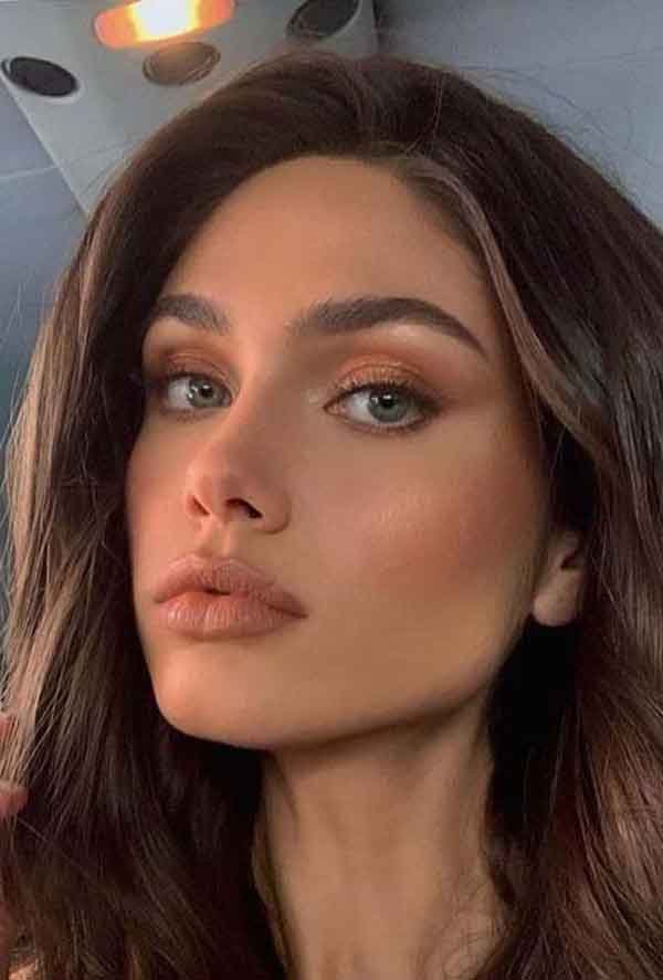 مدل آرایش زنانه ۱۴۰۲ ملایم و لایت شیک و خاص جدید و مدرن