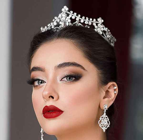 مدل آرایش زنانه عروس فوق العاده شیک و جذاب لایت و غلیظ