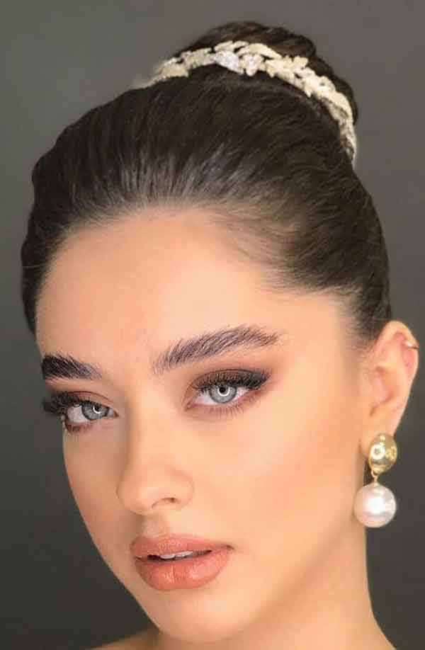 مدل آرایش زنانه عروس فوق العاده شیک و جذاب لایت و غلیظ