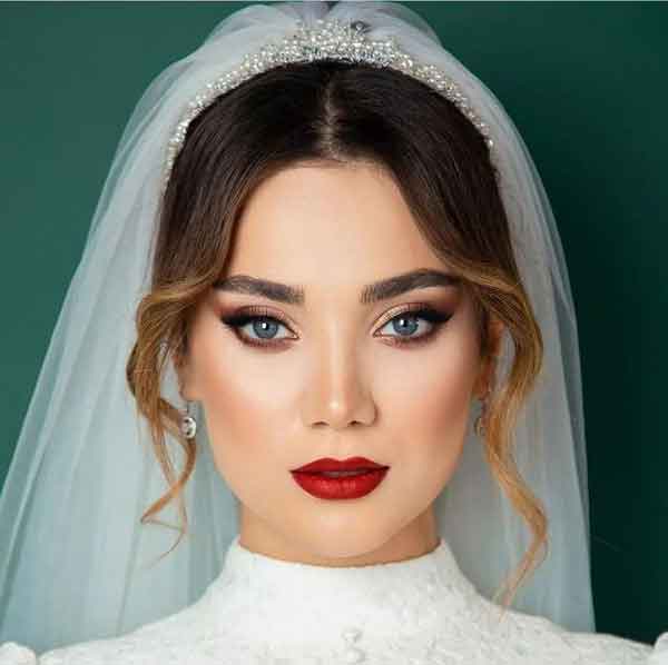 مدل آرایش زنانه عروس فوق العاده شیک و جذاب لایت و غلیظ