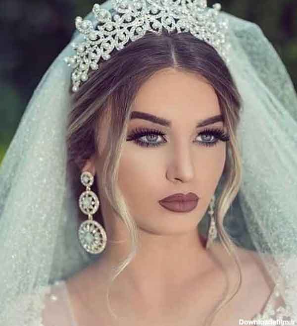 مدل عروس ۱۴۰۲ نچرال و خاص با آرایش لایت و شیک