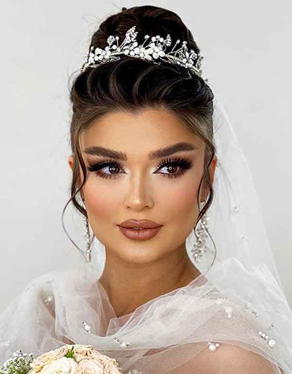 مدل عروس ۱۴۰۲ نچرال و خاص با آرایش لایت و شیک