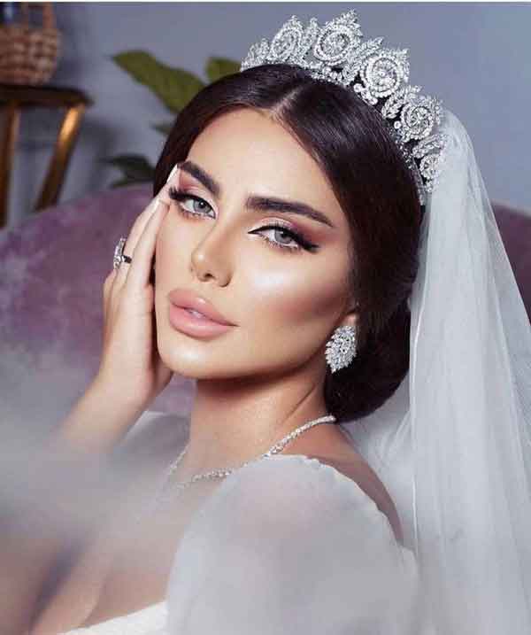 مدل عروس ۱۴۰۲ نچرال و خاص با آرایش لایت و شیک