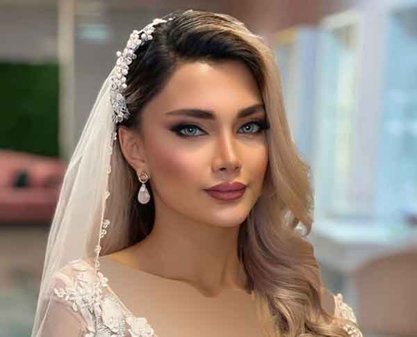مدل عروس ایرانی فوق العاده شیک و دلبر با آرایشی جذاب و لایت