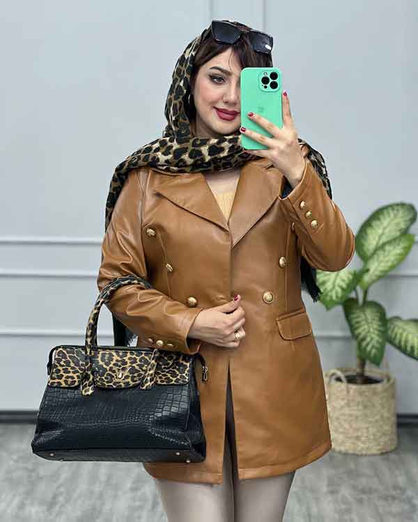 مدل پالتو چرم با طرح های ساده و شیک دخترانه و زنانه جدید
