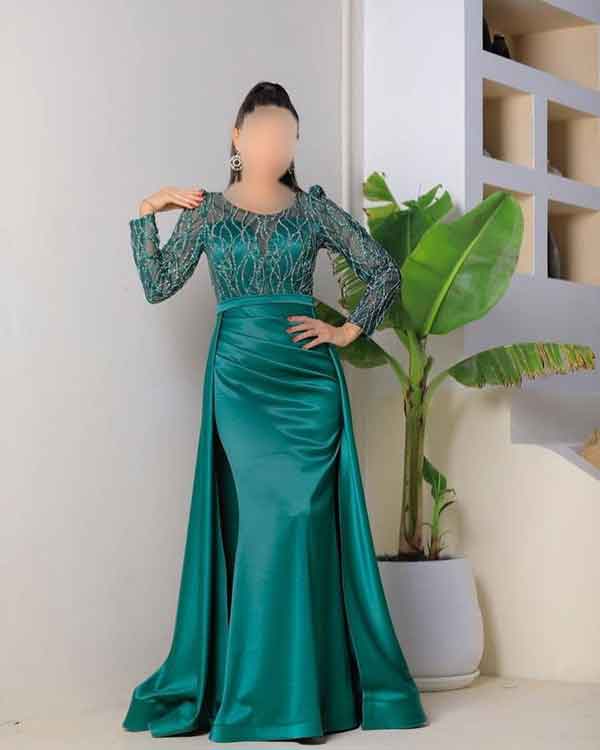مدل پیراهن مجلسی بلند جذاب و لاکچری باز و پوشیده شیک