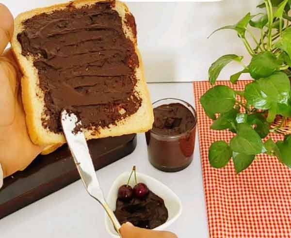 تهیه شکلات صبحانه فرمند طرز تهیه شکلات صبحانه کارخانه ای طرز تهیه شکلات صبحانه فوری طرز تهیه شکلات صبحانه با نشاسته طرز تهیه شکلات صبحانه فندقی خوشمزه ترین شکلات صبحانه طرز تهیه شکلات صبحانه دو رنگ طرز تهیه شکلات صبحانه آشپزخانه کوچک من شکلات صبحانه خوشمزه و