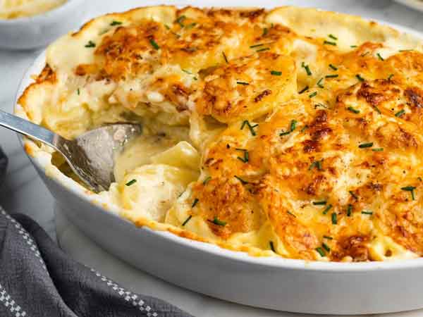گراتن پاستا با مرغ و قارچ طرز تهیه گراتن پاستا گراتن پاستا با سوسیس گراتن ماکارونی و سیب زمینی گراتن پاستا بدون فر گراتن ماکارونی رشته ای گراتن ماکارونی با مرغ پاستا آلفردو با گوشت چرخ کرده