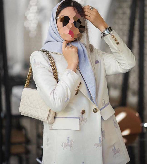 مدل مانتو کوتاه برای عید 1403 دخترانه و زنانه ساده جلوباز و جلوبسته