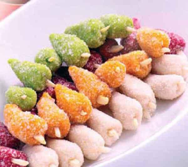 طرز تهیه شیرینی با توت فرنگی شیرینی بادامی رنگی آموزش پخت شیرینی مارسبانی شیرینی لوز اول بادام توت شکری آرزو تایم شیرینی اپارات شیرینی مارسیپانی شیرینی زنجبیلی