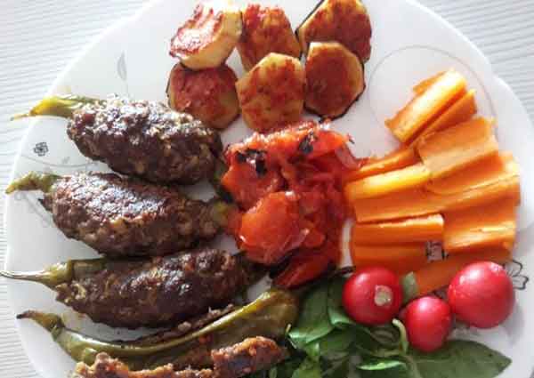 طرز تهیه کباب فلفلی با گوشت چرخ کرده کباب فلفلی مشهد کباب فلفل دلمه طرز تهیه جوجه کباب فلفلی کباب تابه ای با فلفل دلمه کباب کوبیده مرغ به خانه برمیگردیم فلفل کبابی سبز کباب تابه ای مرغ با دنبه