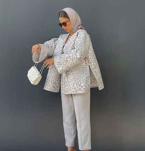 مدل مانتو دخترانه جدید ساده و شیک با طرح های جذاب و دلبر