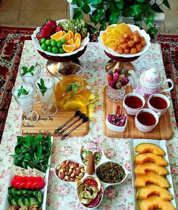 مدل سفره افطار ساده و مجلسی شیک جذاب برای مهمانی 