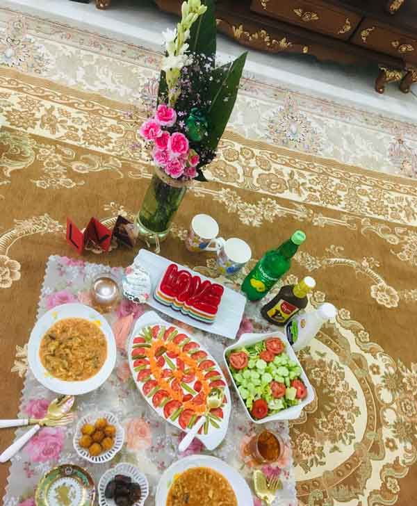 مدل سفره افطار ساده و مجلسی شیک جذاب برای مهمانی 