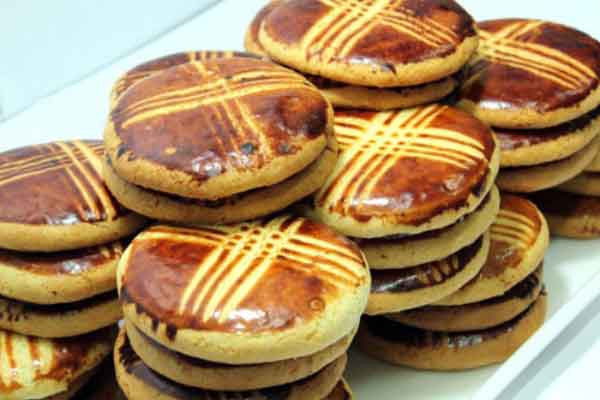 شیرینی اهری در تهران نان اهری نی نی سایت یک کیلو اهری چند عدد است فیلم طرز تهیه اهری علت خشک شدن نان اهری شیرینی اهری میانه نان اهری آذربایجان شرقی کیک اهری