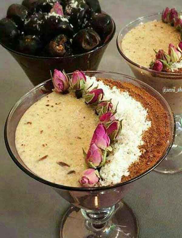 تزیین فرنی برای ماه رمضان وانیلی و زعفرانی با نکات و روش های مختلف