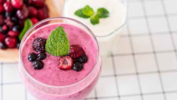 طرز تهیه نوشیدنی البالو نرم نوش البالو اسموکی آلبالو نوشیدنی آلبالو خواص آلبالو یخ زده طرز تهیه آب آلبالو