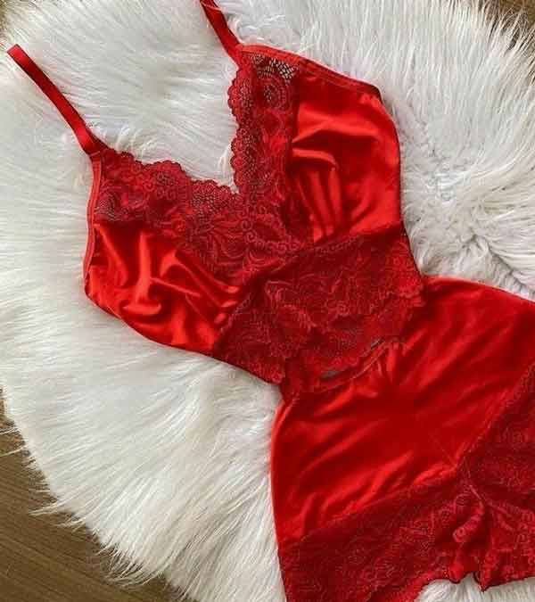 مدل لباس خواب حریر کوتاه زنانه شیک با طرح های دلبر و لاکچری جذاب
