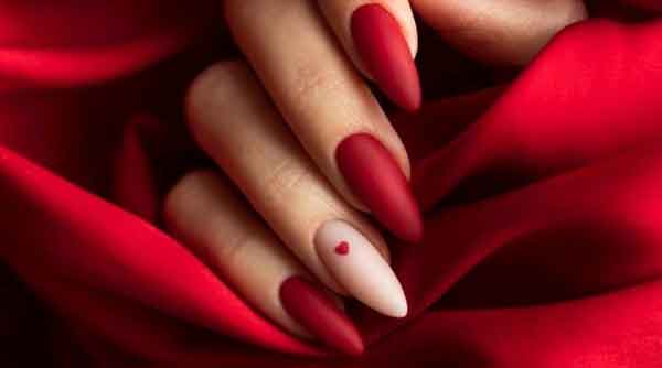 مدل دیزاین ناخن ساده جدید با طرح های لاکچری و جذاب دخترانه و زنانه مدرن