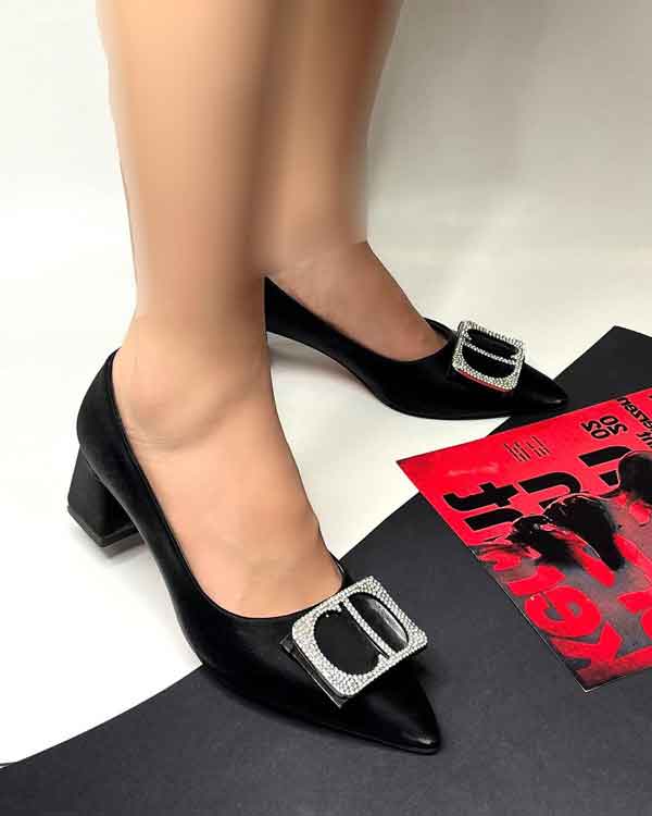 مدل کفش پاشنه کوتاه شیک زنانه و دخترانه با طرح های ساده و دلبر زیبا