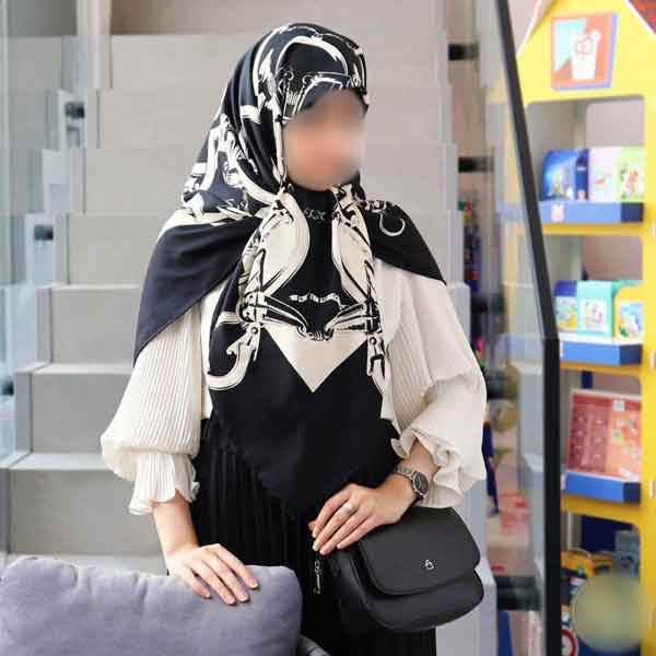 مدل روسری زنانه شیک قواره بزرگ و کوچک با طرح های ساده و جذاب خانومانه