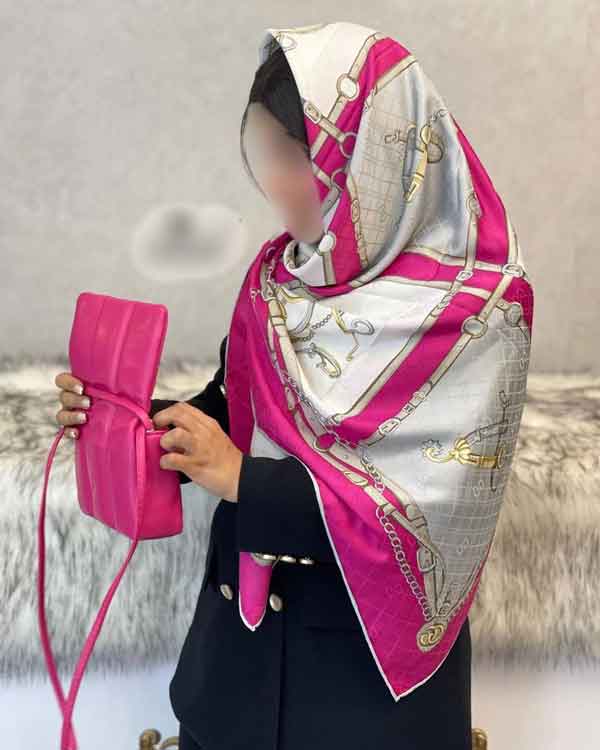 مدل روسری زنانه شیک قواره بزرگ و کوچک با طرح های ساده و جذاب خانومانه