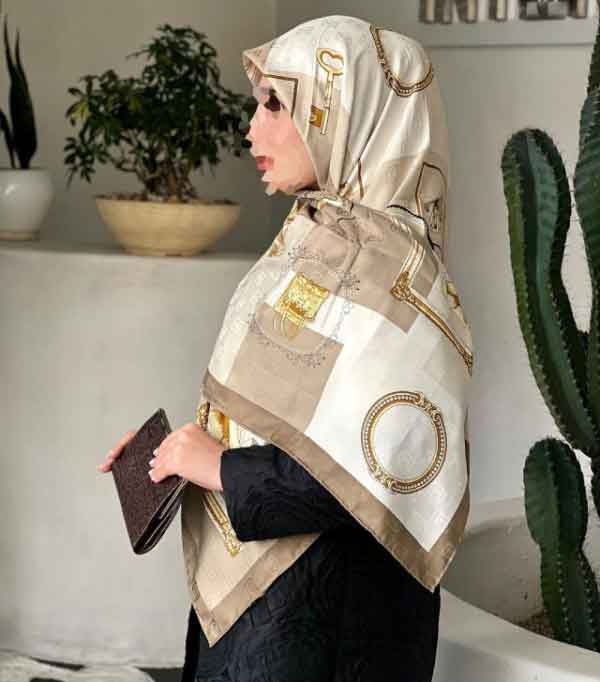 مدل روسری زنانه شیک قواره بزرگ و کوچک با طرح های ساده و جذاب خانومانه