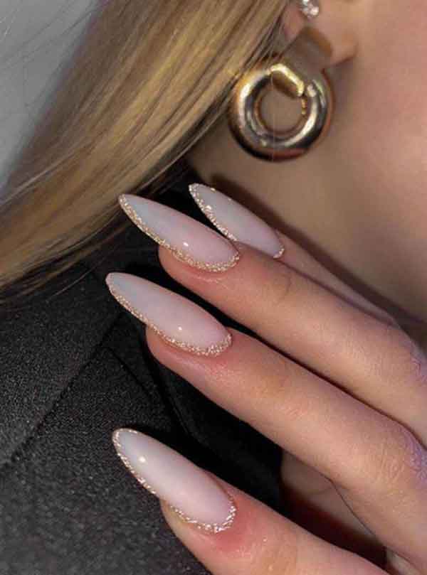 مدل طراحی ناخن جدید با طرح های ساده و مینیمال خاص و شیک 