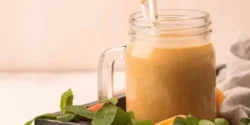 فوت و فن میلک شیک زردآلو و راز خوشمزگی میلک شیک زردآلو خوشمزه و خانگی
