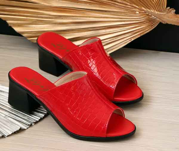 مدل دمپایی شیک مجلسی و اسپرت با طرح های لاکچری و مدرن جذاب
