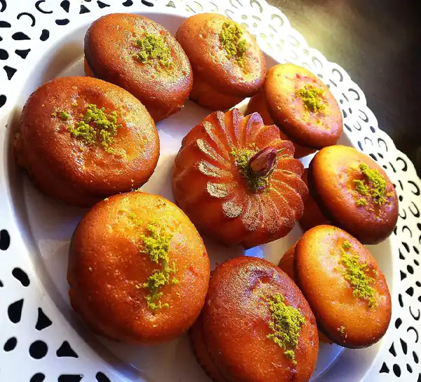 فوت و فن کیک شیرازی و راز خوشمزگی کیک شیرازی خوشمزه و خانگی