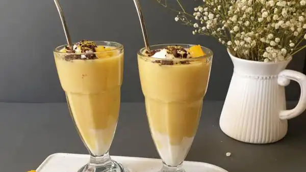 فوت و فن میلک شیک انبه و راز خوشمزگی میلک شیک انبه خوشمزه و خانگی